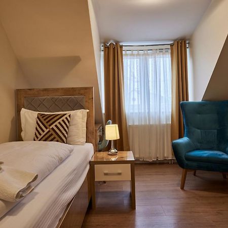 Hotel Isha Франкфурт-на-Майне Экстерьер фото