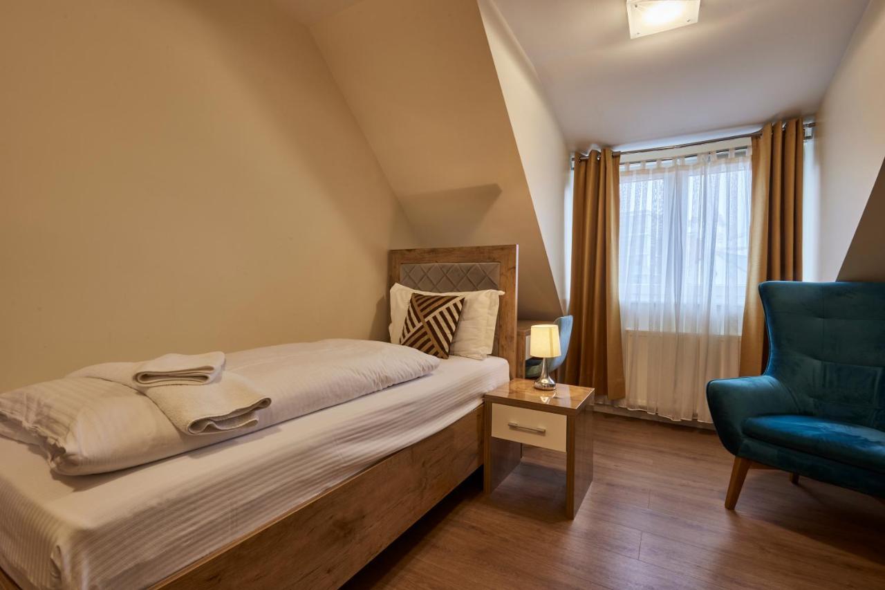 Hotel Isha Франкфурт-на-Майне Экстерьер фото